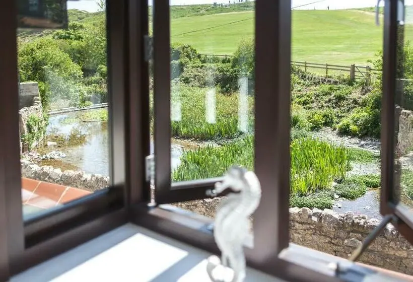 キングサイズベッドのスタンダードルーム, Lulworth Lodge