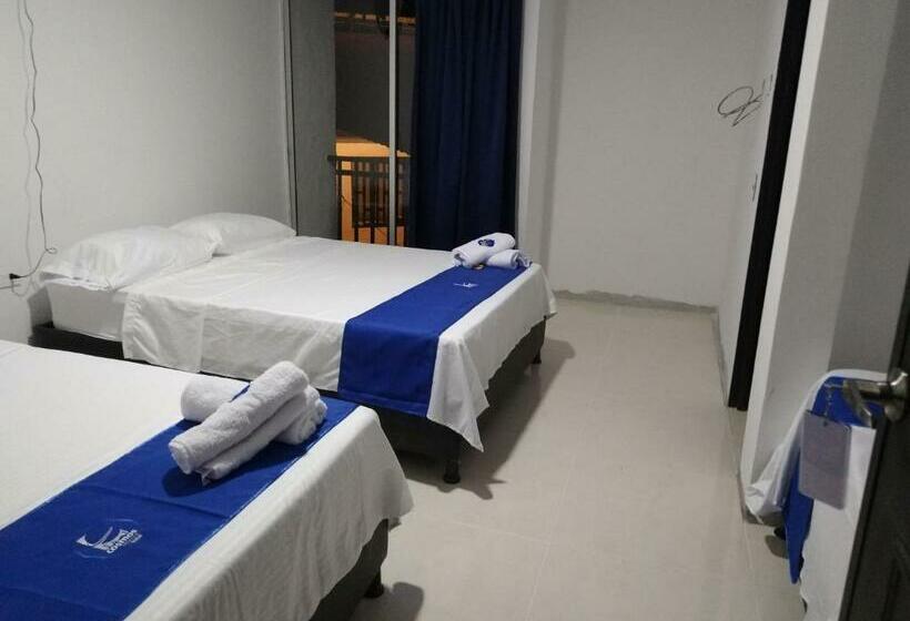 غرفة عائلية, Cosmos Tatacoa