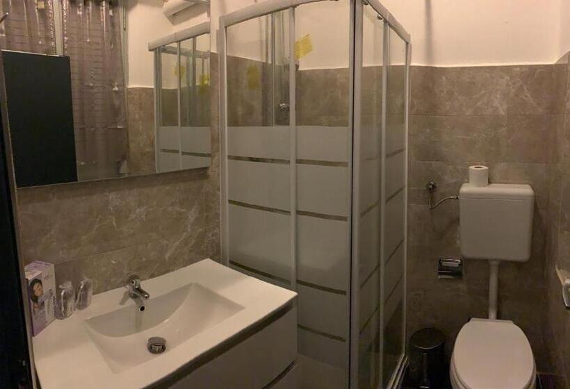 Economy Quadruple Room, Neyra Beach