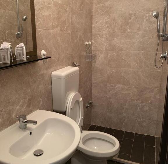 Economy Quadruple Room, Neyra Beach