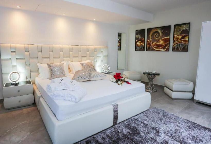 اتاق لوکس با بالکن, J Me Boutique Hotel   Adults Only