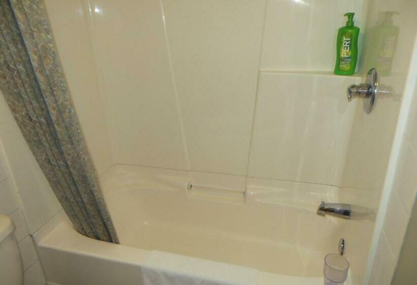 חדר סטנדרט, Caruso's Accommodation