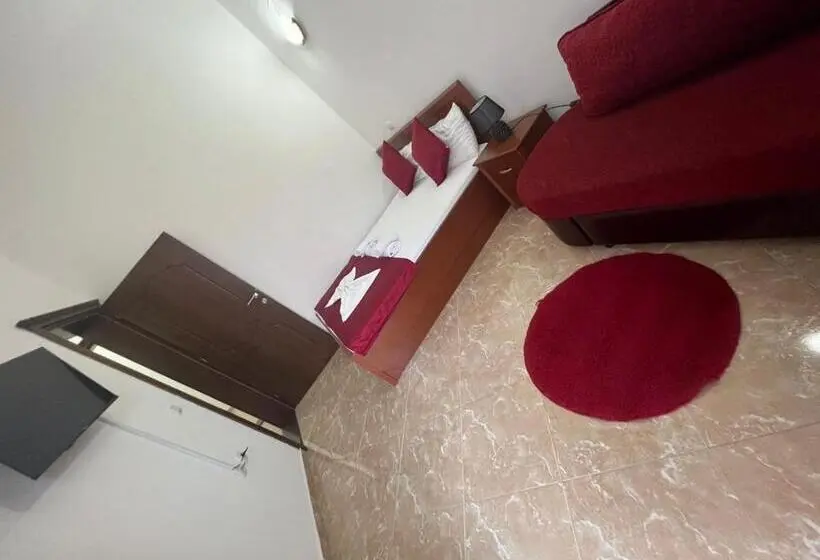 سوییت خانوادگی, Kasneci Apartments