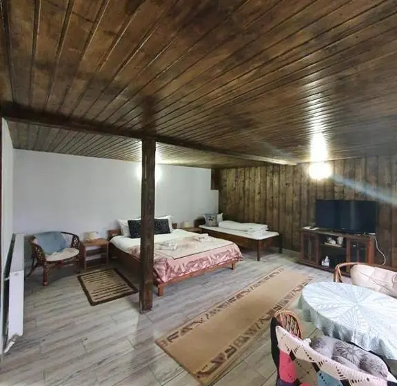 スーペリアトリプルルーム, Pensiunea Casa Motilor