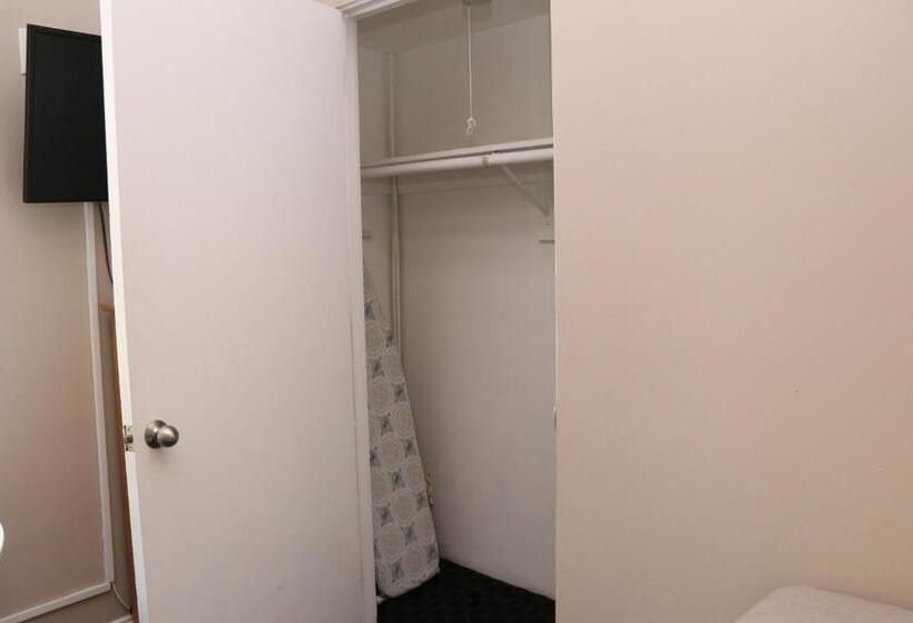 스탠다드 스튜디오, Stylish Downtown Studio In The Southend, C.ave #24