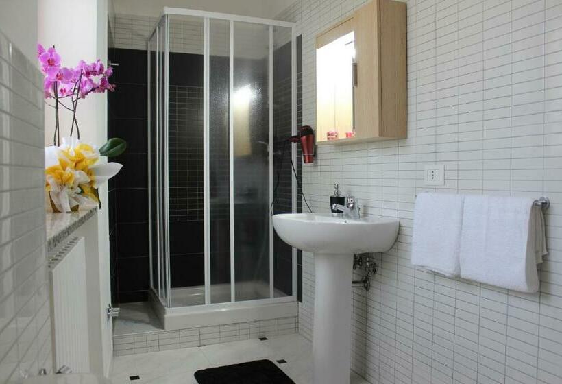 Четырехместный Номер Стандарт, La Residenza Del Marchesato