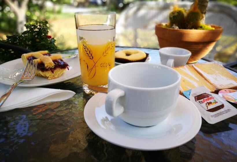 Четырехместный Номер Стандарт, La Residenza Del Marchesato