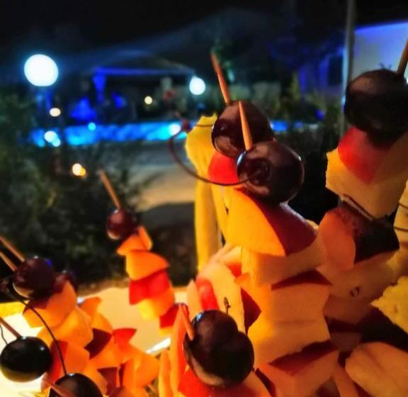 Четырехместный Номер Стандарт, La Residenza Del Marchesato