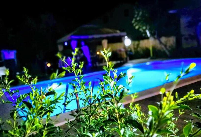 Четырехместный Номер Стандарт, La Residenza Del Marchesato