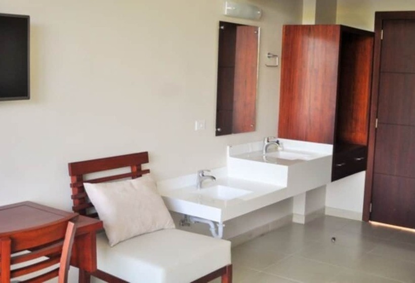 استودیو اجرایی, Gran Hotel De Lago   Shushufindi