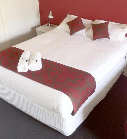 חדר סטנדרט לשלושה, Bakery Park Motor Inn