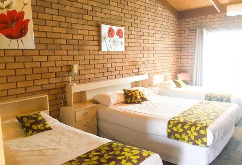スタンダード4人部屋, Bakery Park Motor Inn