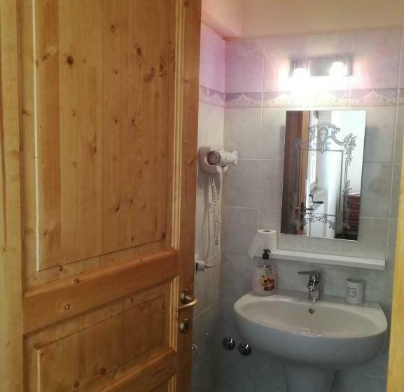 חדר סטנדרט, Airport Stop