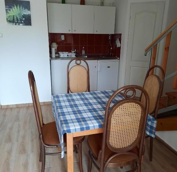 带1个卧室的公寓, Nosztalgia Vendégház