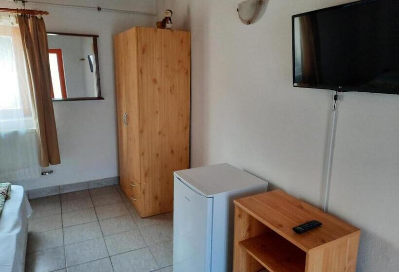 Номер Стандарт, Nosztalgia Vendégház