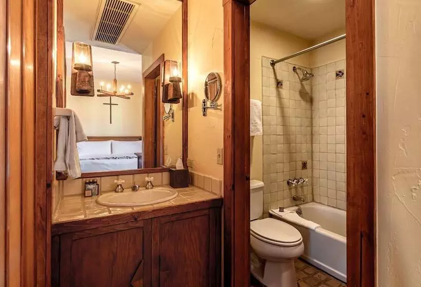 Deluxe Suite King Bed, Chimayo De Santa Fe