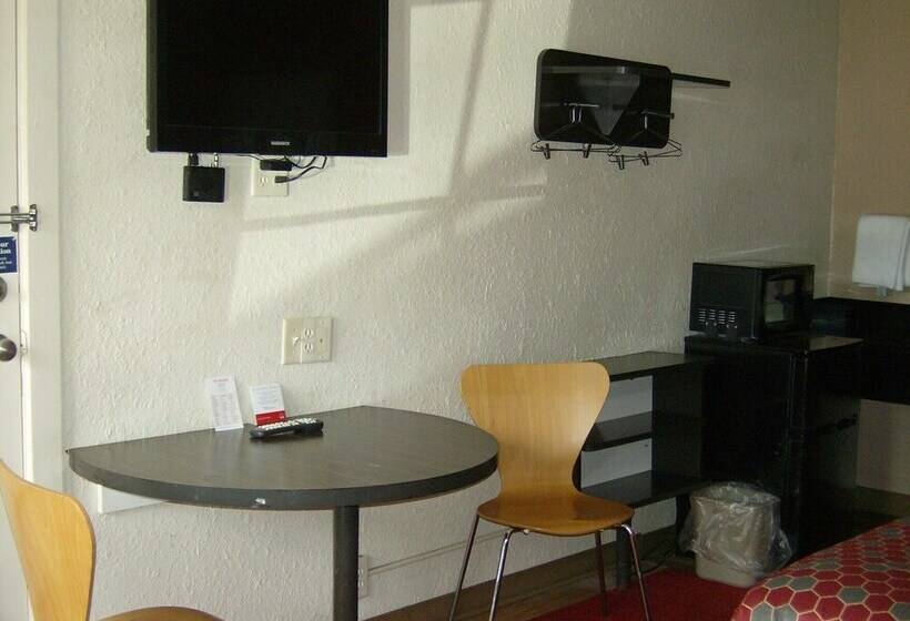 חדר סטנדרט שתי מיטות זוגיות, Econo Lodge Inn & Suites