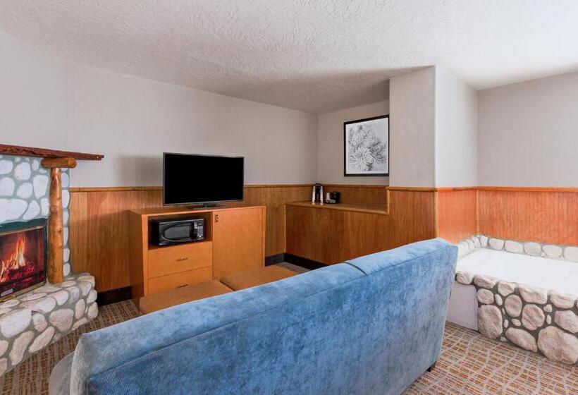 Suite Przystosowany dla Osób Niepełnosprawnych, Holiday Inn Resort The Lodge At Big Bear Lake, An Ihg