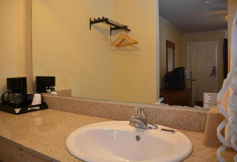 חדר סטנדרט שתי מיטות זוגיות, Inn Of Uvalde