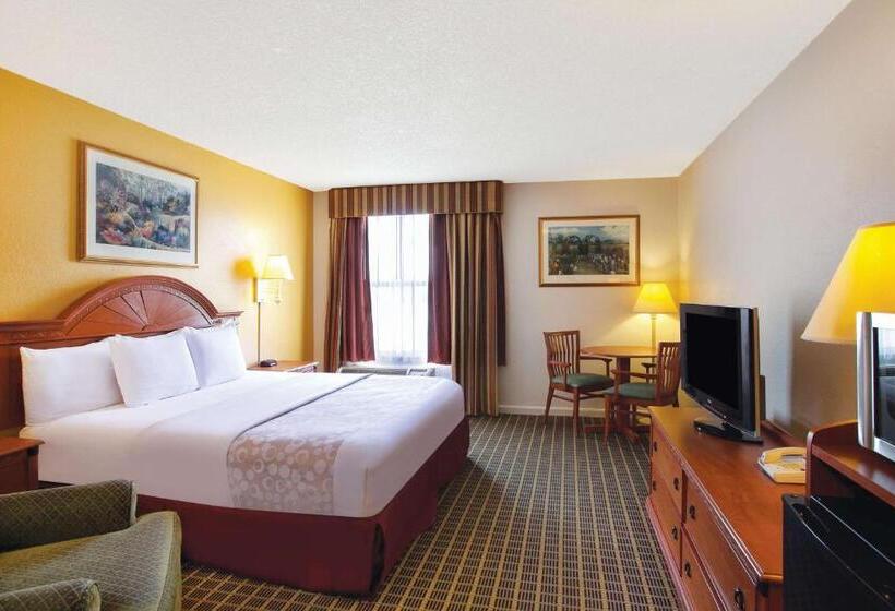 장애인을 위한 킹사이즈 침대 스탠다드 룸, La Quinta Inn By Wyndham Orlando International Drive North