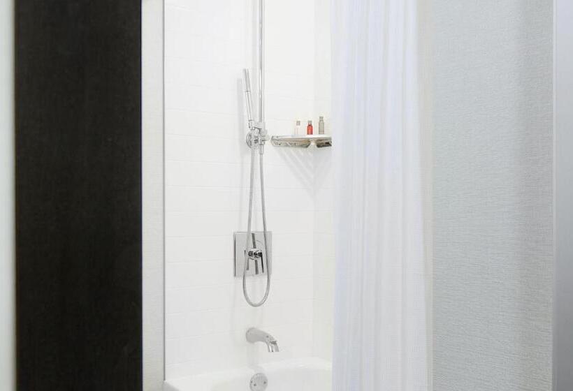 חדר סטנדרט לארבעה, Marriott Cincinnati Airport