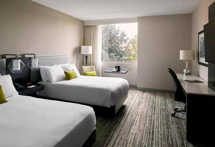 スタンダード４人部屋, Marriott Cincinnati Airport