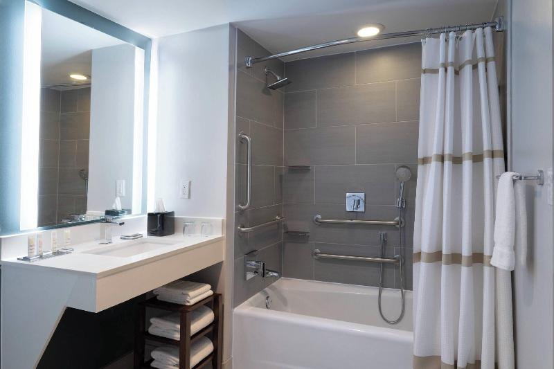 Стандартный Номер Кровать Кинг, Marriott Greensboro Downtown