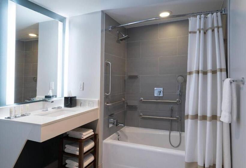 Стандартный Номер Кровать Кинг, Marriott Greensboro Downtown