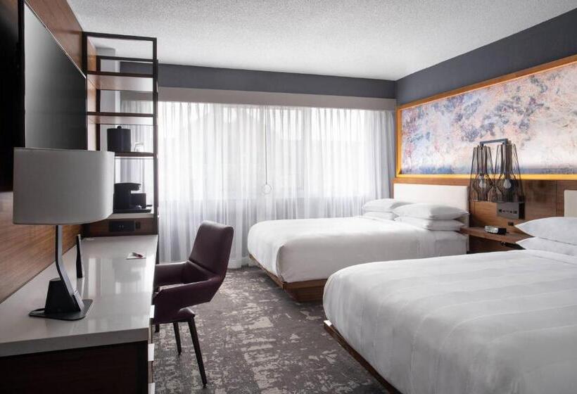 ２ダブルベッドのスタンダードルーム, Marriott Greensboro Downtown