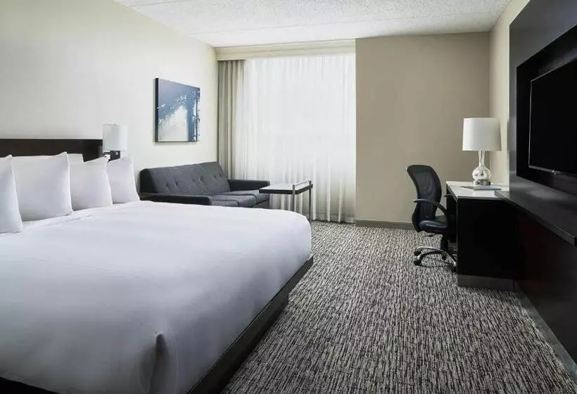 キングサイズベッドのスタンダードルーム, Pittsburgh Marriott North