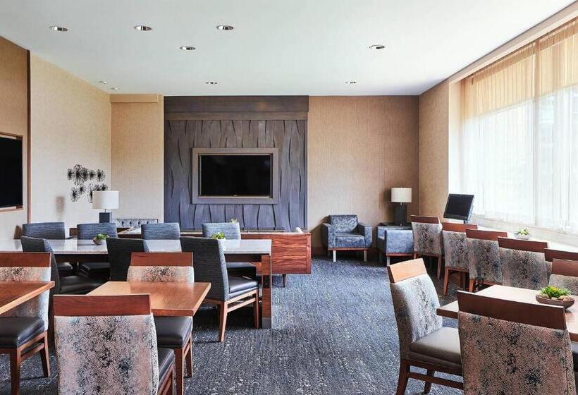 ２ダブルベッドのスタンダードルーム, Pittsburgh Marriott North