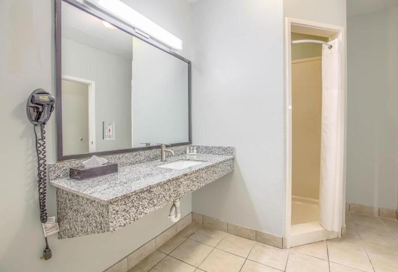 스위트, Quality Inn