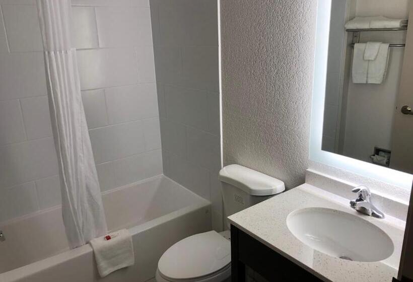 اتاق استاندارد, Red Lion Inn & Suites Elk Grove Village