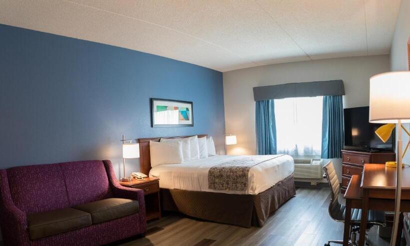 带大床的标准间, Best Western Louisville Airport Expo