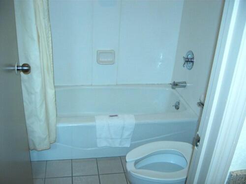 ２ダブルベッドのスタンダードルーム, Travelers Inn & Suites