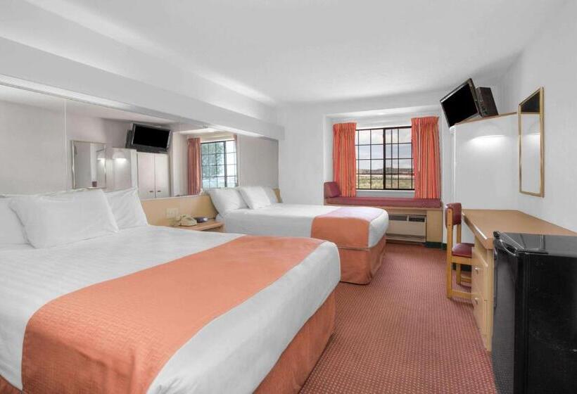 Номер Стандарт, Microtel Inn & Suites By Wyndham Gallup   Pet Friendly