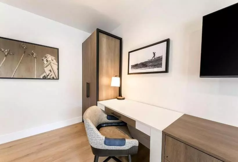 اتاق استاندارد برای معلولان, Del Mar Beach