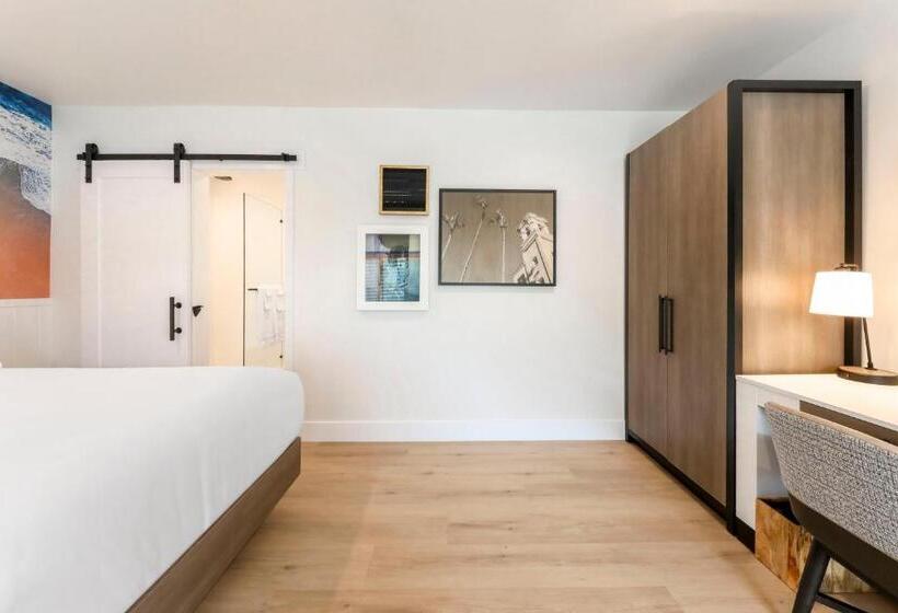 غرفة قياسية, Del Mar Beach