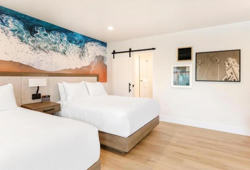 غرفة قياسية, Del Mar Beach