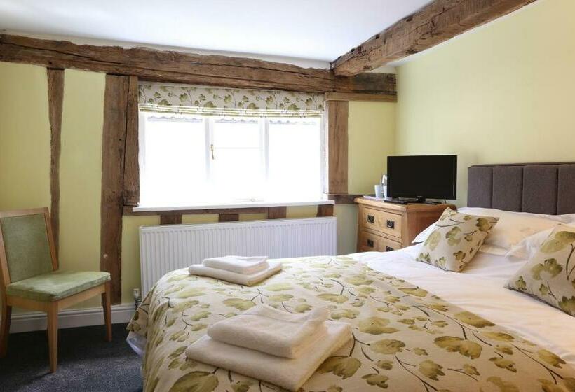 Номер Deluxe, The Kings Head