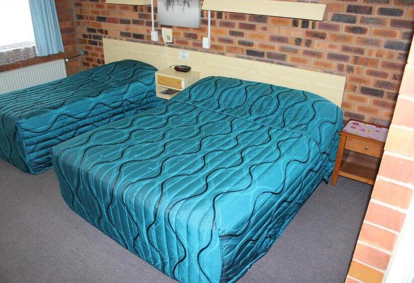 스탠다드 트리플 룸, Glen Innes Lodge Motel