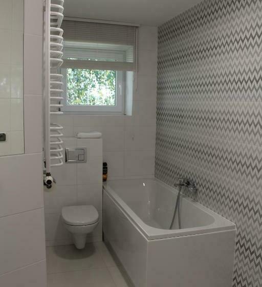 スタンダードルーム, Arka