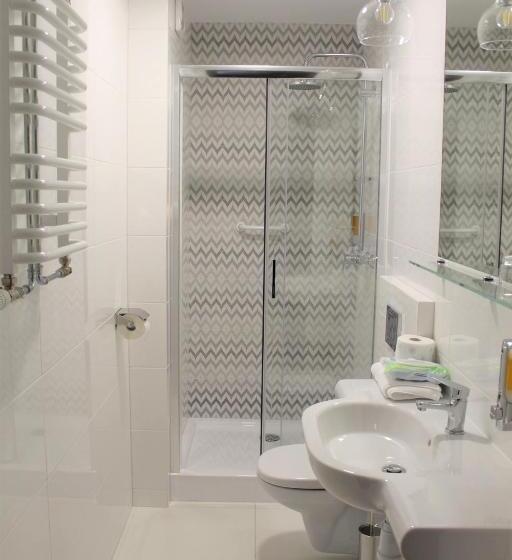 スタンダードシングルルーム, Arka