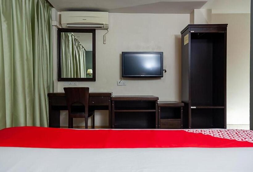 스탠다드 룸 킹사이즈 침대, Oyo 90055 Mansion Inn