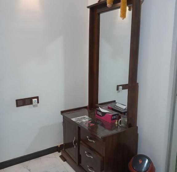 Номер Deluxe, Silent Peacock Villa And Peacock Cafe