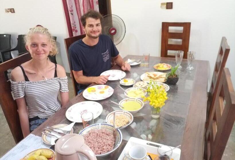 Номер Deluxe, Silent Peacock Villa And Peacock Cafe