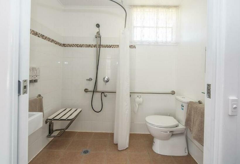장애인을 위한 스탠다드 룸, Tally Ho Motor Inn