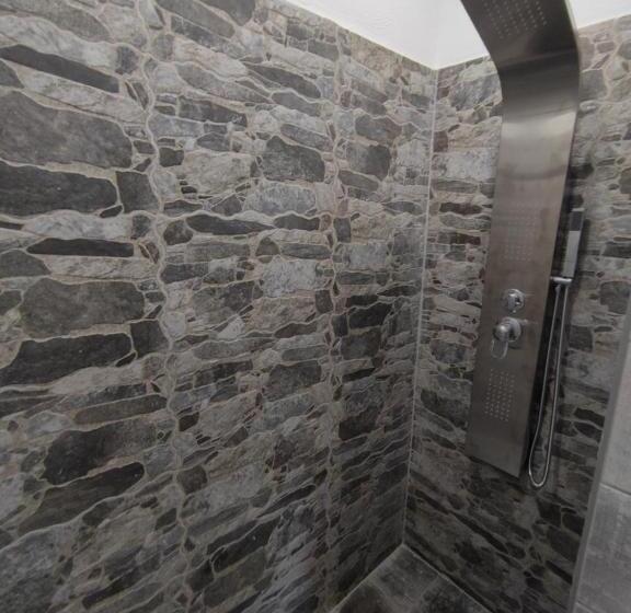 اتاق لوکس خانوادگی, Poseidon Rooms