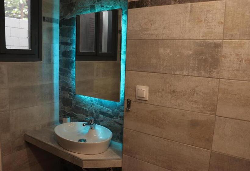 デラックスファミリールーム, Poseidon Rooms