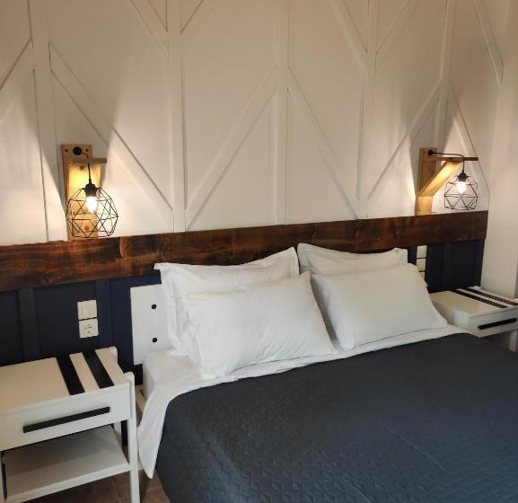 اتاق اکونومی, Poseidon Rooms